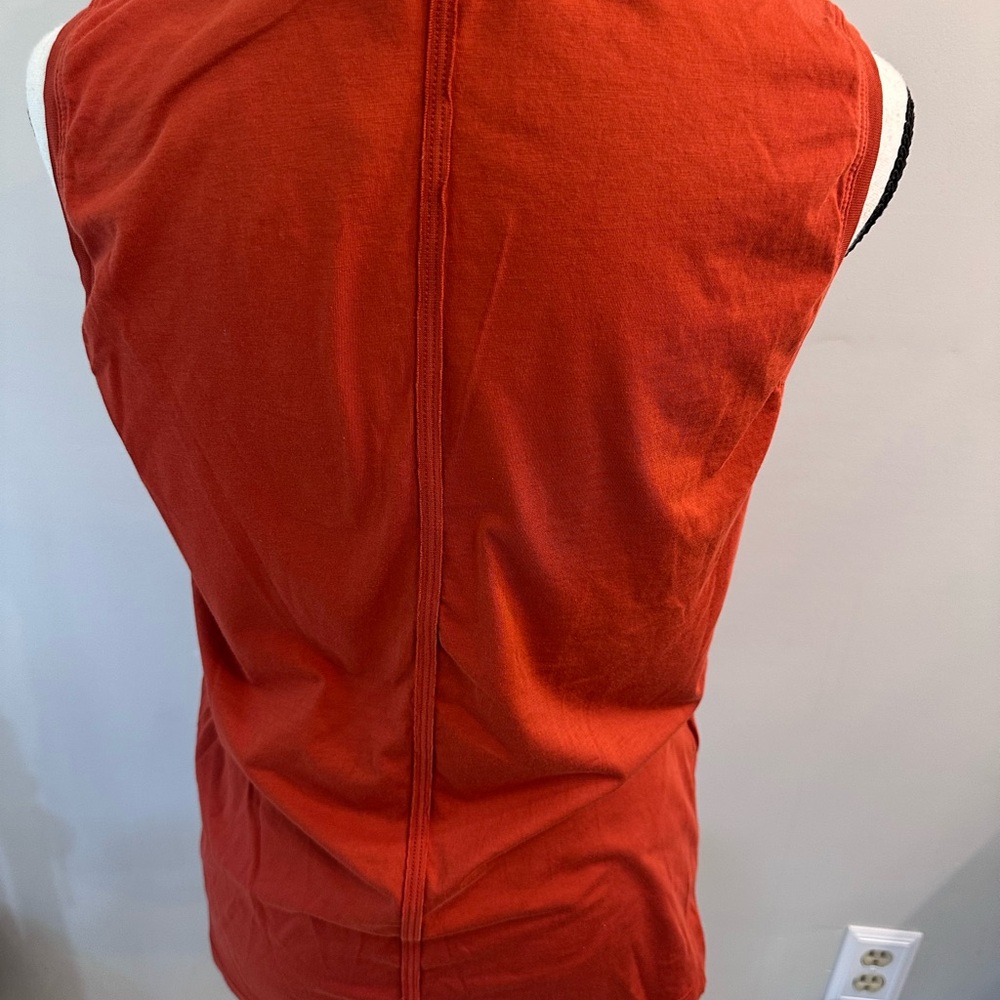 Lululemon Athletica Orange Muscle Tee Sleeveless Top - Picture 3 of 6